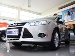 2012款 两厢 1.6L 自动 舒适型