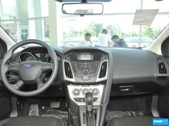 2012款 两厢 1.6L 自动 舒适型