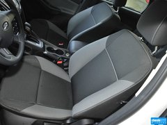 2012款 两厢 1.6L 自动 舒适型