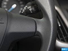 2012款 两厢 1.6L 自动 舒适型
