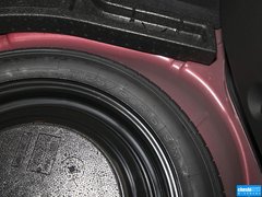 2012款 两厢 1.6L 自动 舒适型