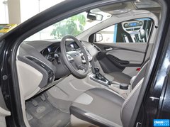 2012款 两厢 1.6L 手动 风尚型