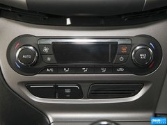 2012款 两厢 1.6L 手动 风尚型