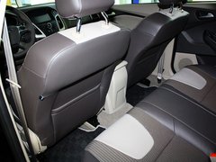 2012款 两厢 1.6L DCT 风尚型