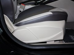 2012款 两厢 1.6L DCT 风尚型