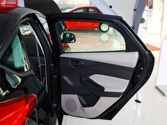 2012款 两厢 1.6L DCT 风尚型