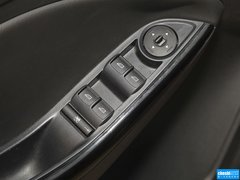 2012款 两厢 1.6L DCT 风尚型