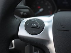 2012款 两厢 2.0L 手动 豪华运动型