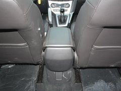 2012款 两厢 2.0L 手动 豪华运动型