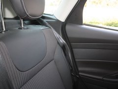 2012款 两厢 2.0L 手动 豪华运动型