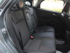 2012款 两厢 2.0L 手动 豪华运动型