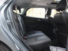 2012款 两厢 2.0L 手动 豪华运动型