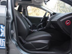 2012款 两厢 2.0L 手动 豪华运动型
