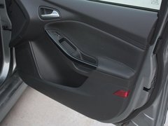 2012款 两厢 2.0L 手动 豪华运动型