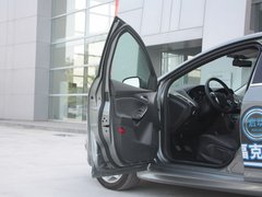 2012款 两厢 2.0L 手动 豪华运动型