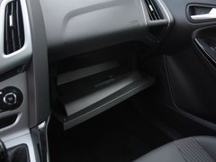 2012款 两厢 2.0L 手动 豪华运动型