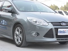 2012款 两厢 2.0L 手动 豪华运动型