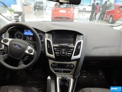 2012款 两厢 2.0L 手动 豪华运动型
