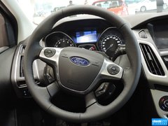 2012款 两厢 2.0L 手动 豪华运动型
