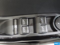 2012款 两厢 2.0L 手动 豪华运动型