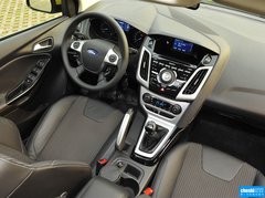 2012款 两厢 2.0L 手动 豪华运动型