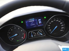 2012款 两厢 2.0L 手动 豪华运动型