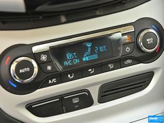 2012款 两厢 2.0L 手动 豪华运动型