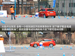 2012款 两厢 2.0L DCT 豪华运动型