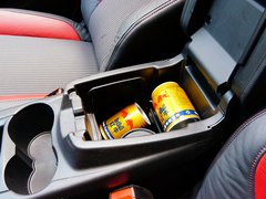 2012款 两厢 2.0L DCT 豪华运动型