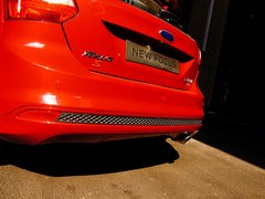 2012款 两厢 2.0L DCT 豪华运动型