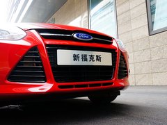 2012款 两厢 2.0L DCT 豪华运动型