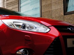2012款 两厢 2.0L DCT 豪华运动型