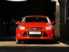 2012款 两厢 2.0L DCT 豪华运动型