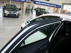 2012款 两厢 2.0L DCT 豪华运动型