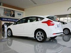 2012款 两厢 2.0L DCT 豪华运动型