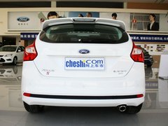 2012款 两厢 2.0L DCT 豪华运动型