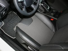 2012款 两厢 2.0L DCT 豪华运动型