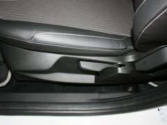 2012款 两厢 2.0L DCT 豪华运动型