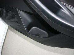 2012款 两厢 2.0L DCT 豪华运动型