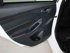 2012款 两厢 2.0L DCT 豪华运动型