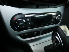 2012款 两厢 2.0L DCT 豪华运动型
