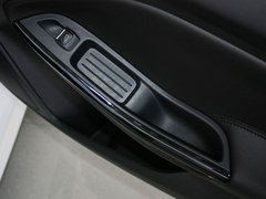 2012款 两厢 2.0L DCT 豪华运动型