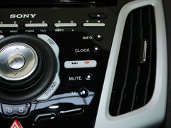 2012款 两厢 2.0L DCT 豪华运动型