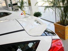 2012款 两厢 2.0L DCT 豪华运动型