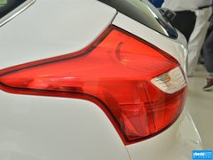 2012款 两厢 2.0L DCT 豪华运动型