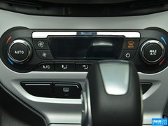 2012款 两厢 2.0L DCT 豪华运动型