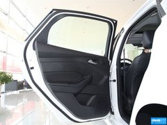 2012款 两厢 2.0L DCT 豪华运动型