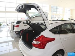 2012款 两厢 2.0L DCT 豪华运动型