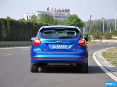2012款 两厢 2.0L DCT 豪华运动型