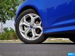 2012款 两厢 2.0L DCT 豪华运动型